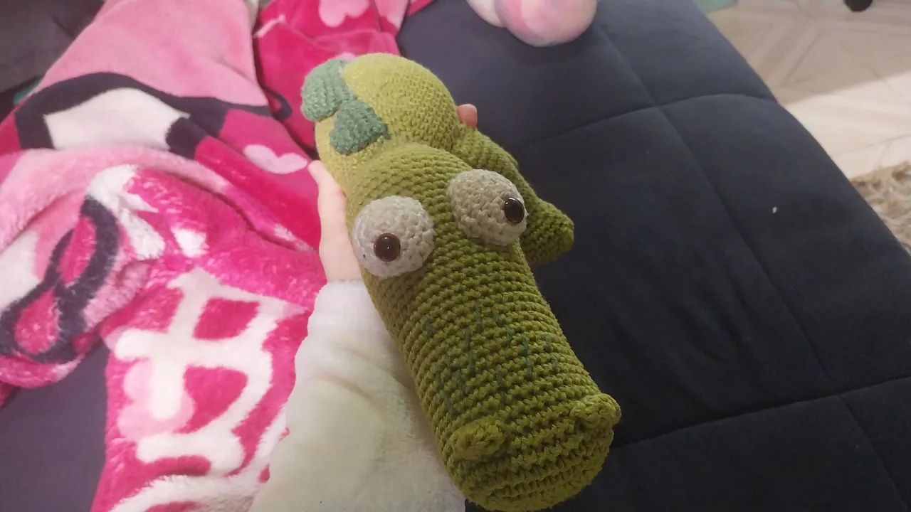 Crocodilo de Pelúcia - Brinquedo para Crianças - Foto 4