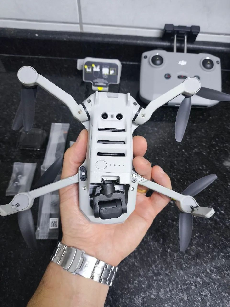 Drone DJI mini 2 bem novo - Ac cartão 12x - Foto 4