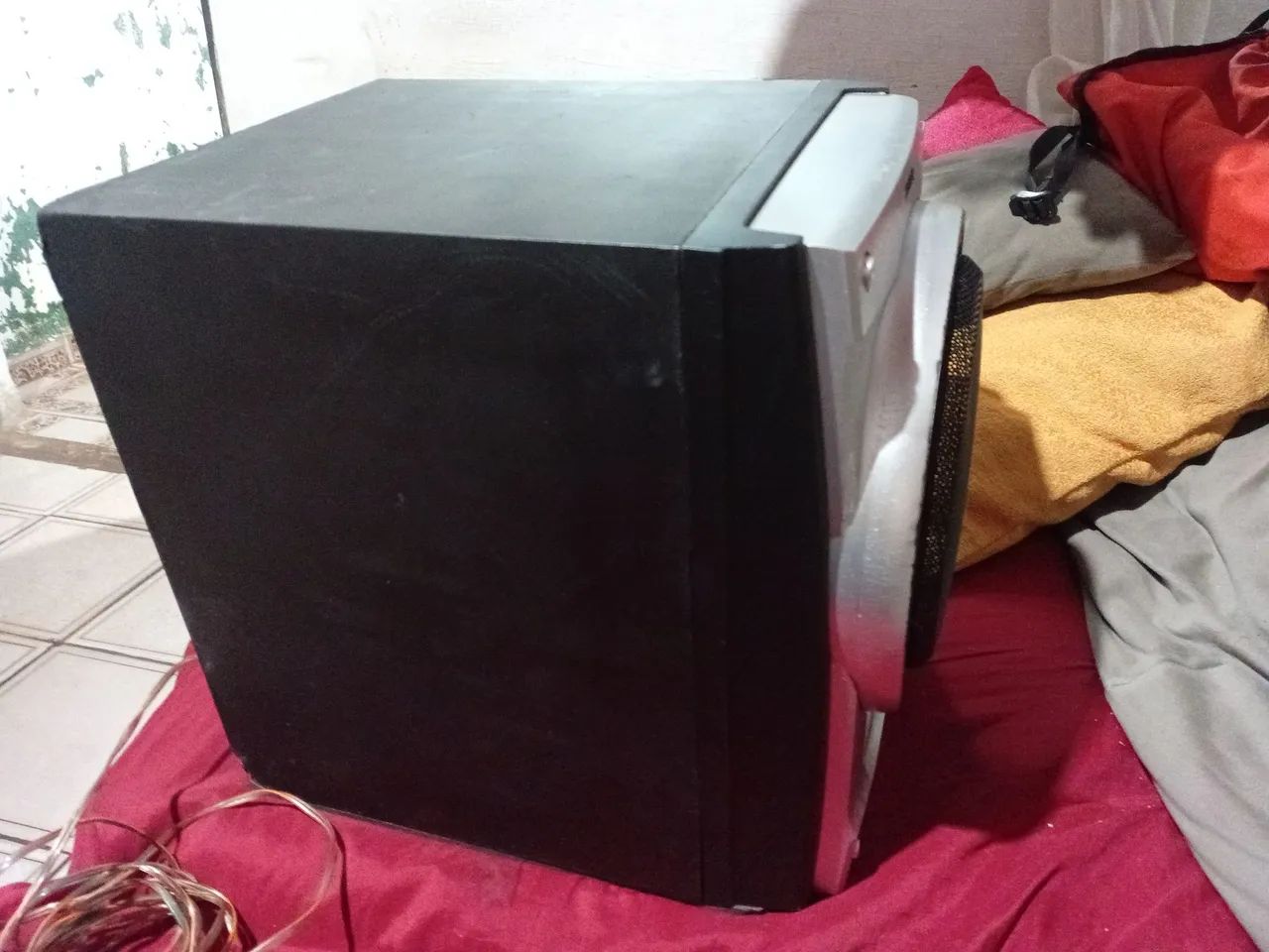Caixa de som subwoofer sony  - Foto 4