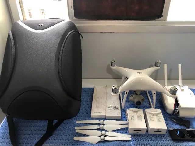 Drone DJI Phantom 4 Pro - Kit Completo + Acessórios Originais + 2 Baterias + Mochila Origi - Foto 5