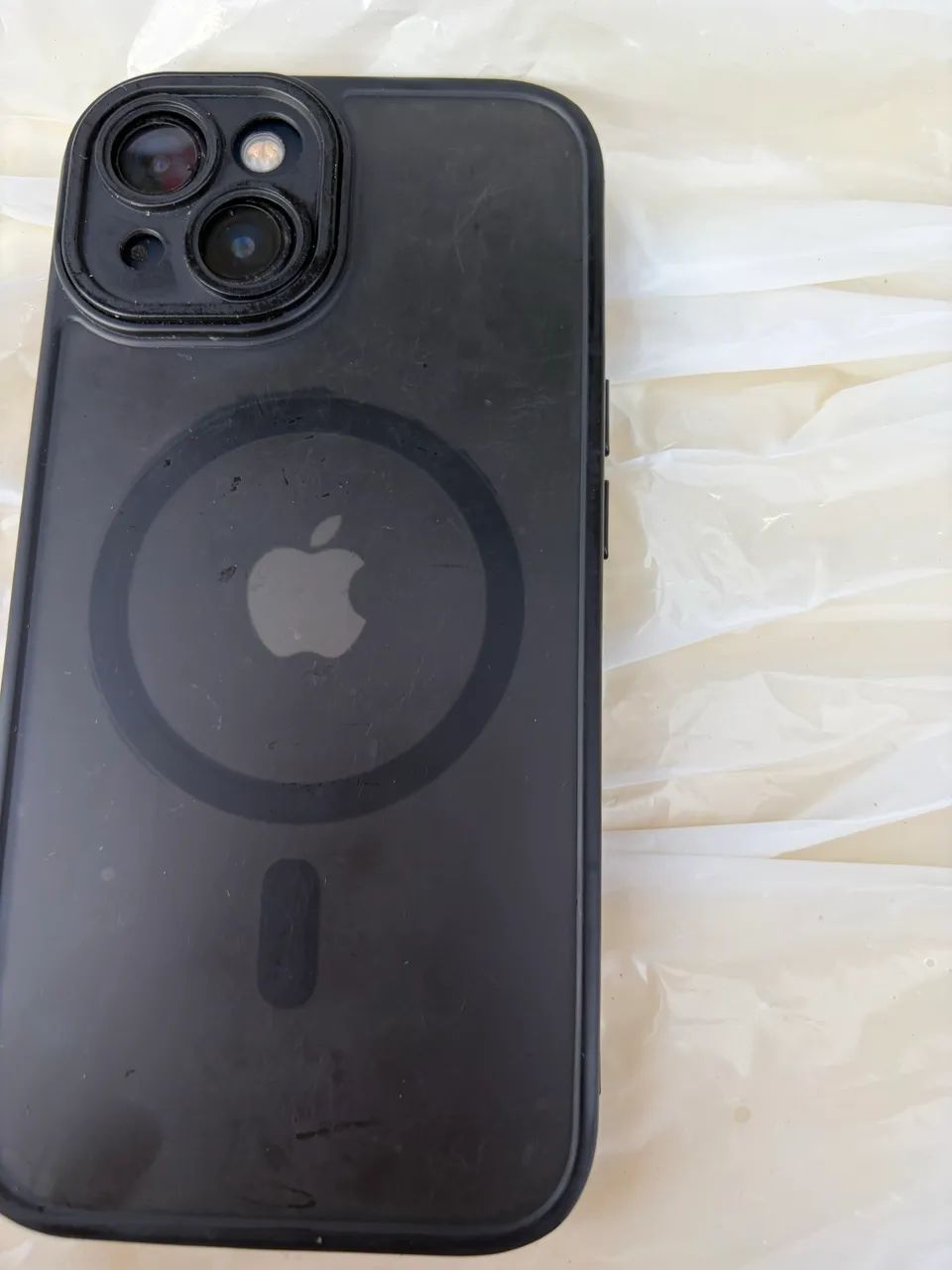 iPhone 13 preto, um ano de uso, está excelente, 128 gigabytes