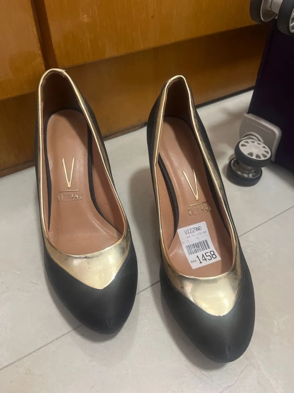 Scarpan Vizzano - Preto e Dourado