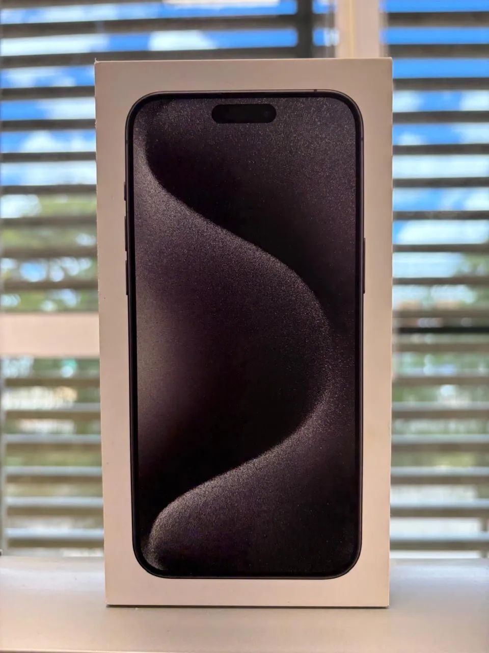 Apple iPhone 15 Pro Max 512GB スペースブラック IPhone 15 Pro max Apple 256Gb - Câmera 48MP - Titânio Preto