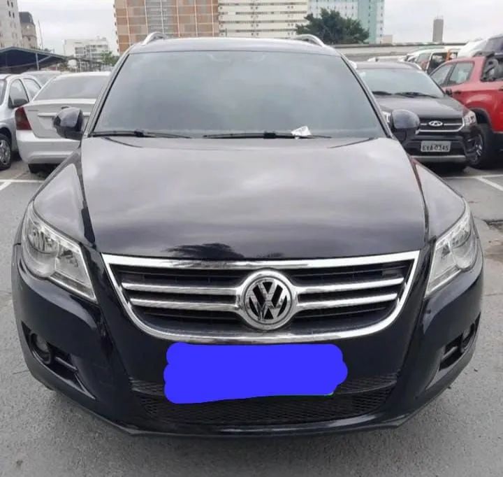 Vendo Tiguan sem nada para fazer