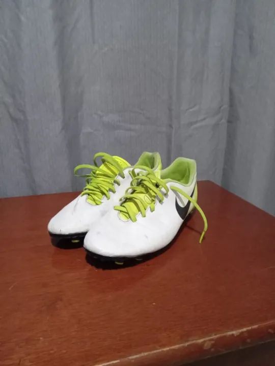 chuteira de campo nike original 
