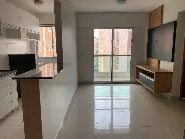 Top Life AC Rua 36 Norte 2 quartos (1 suíte) e 2 banheiros c/ armários