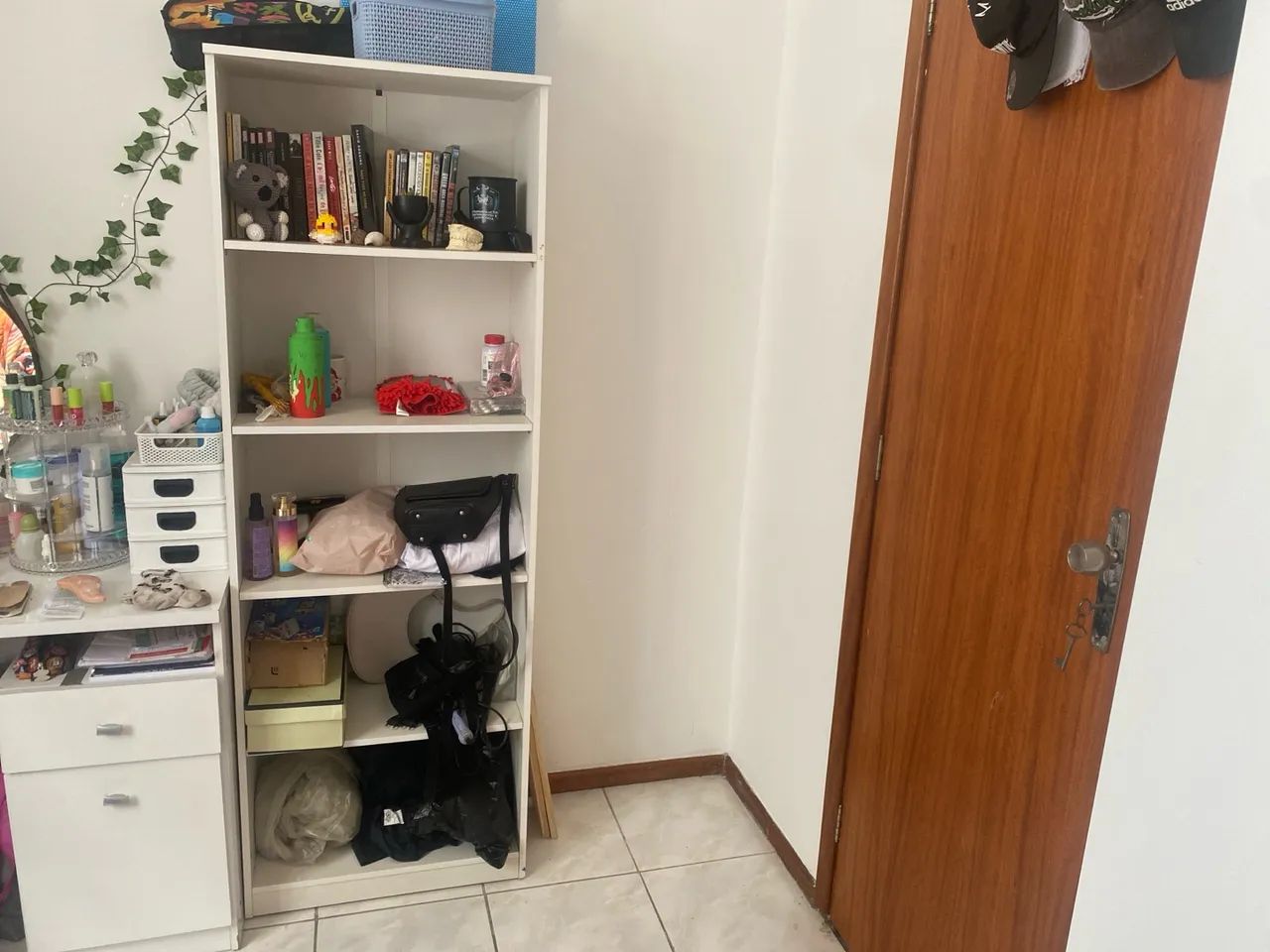 Penteadeira Branca com 4 Prateleiras