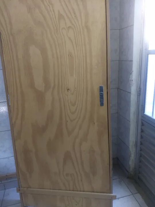Porta de madeira lisa 80cm