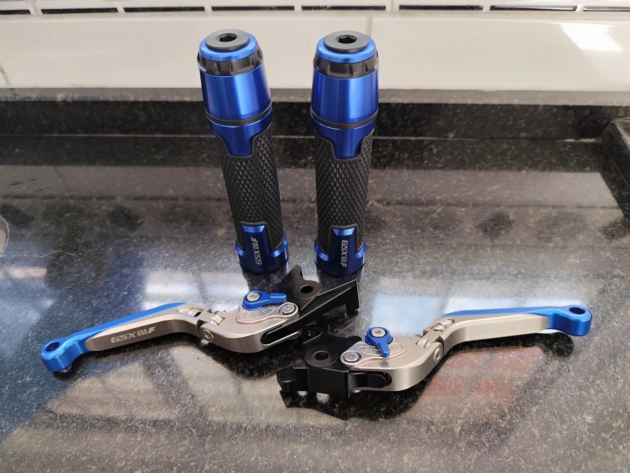 Manetes + Manoplas + Retrovisores Esportivos Suzuki GSX 650F e BANDIT  - Foto 5