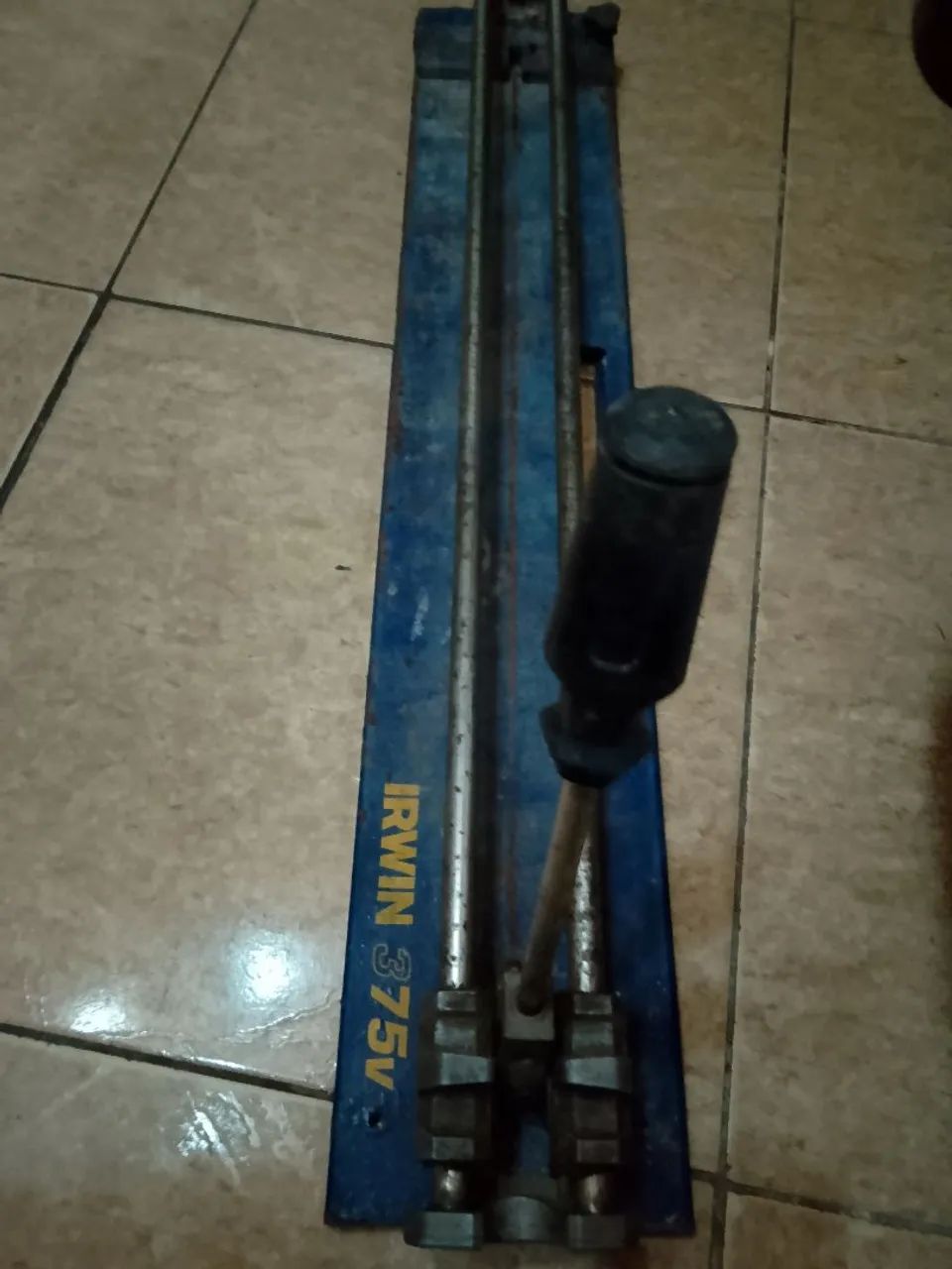 Irwin Floor Cutter 375V