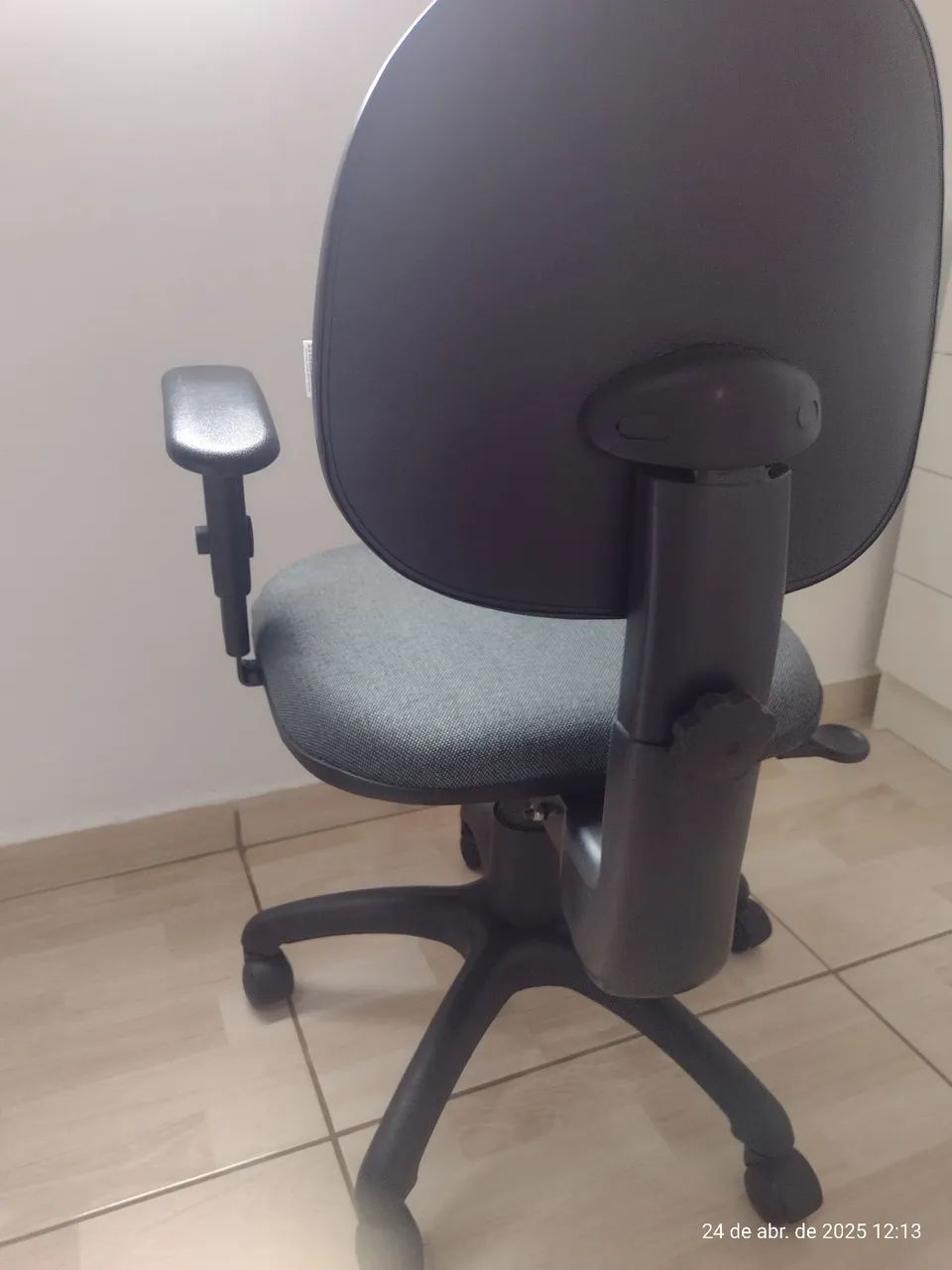 Cadeira de Escritório Giratória - Foto 3