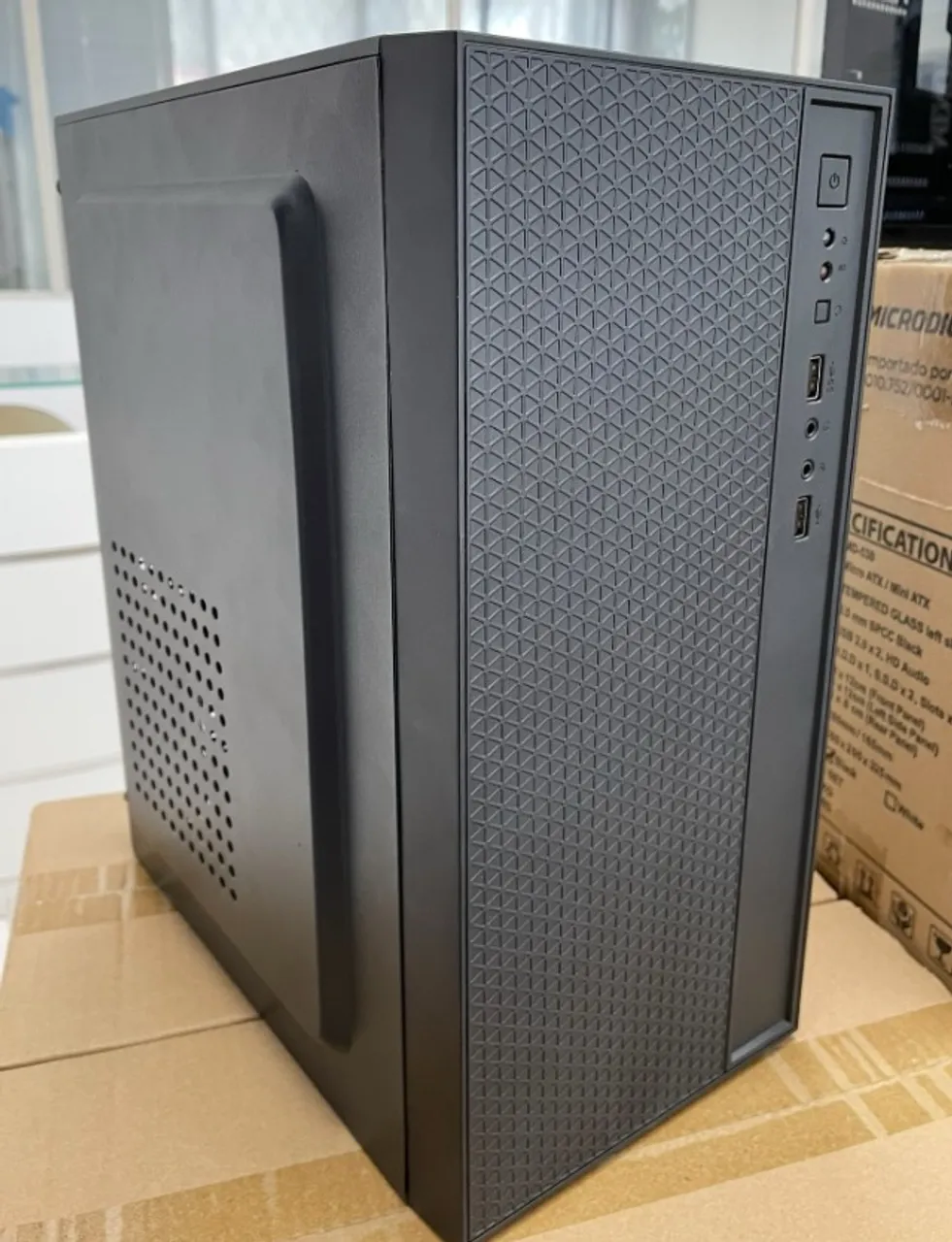 omputador novo! com Proc i3 3ª Geração, 4GB RAM DDR3, SSD 120GB