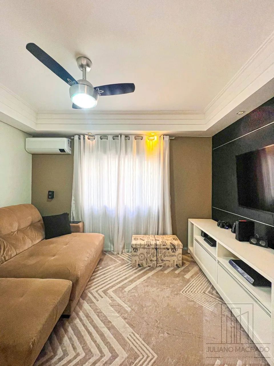 Casa Condomínio Campos do Jordão 3 dormitórios sendo 1 suíte e 2 vagas - Foto 2