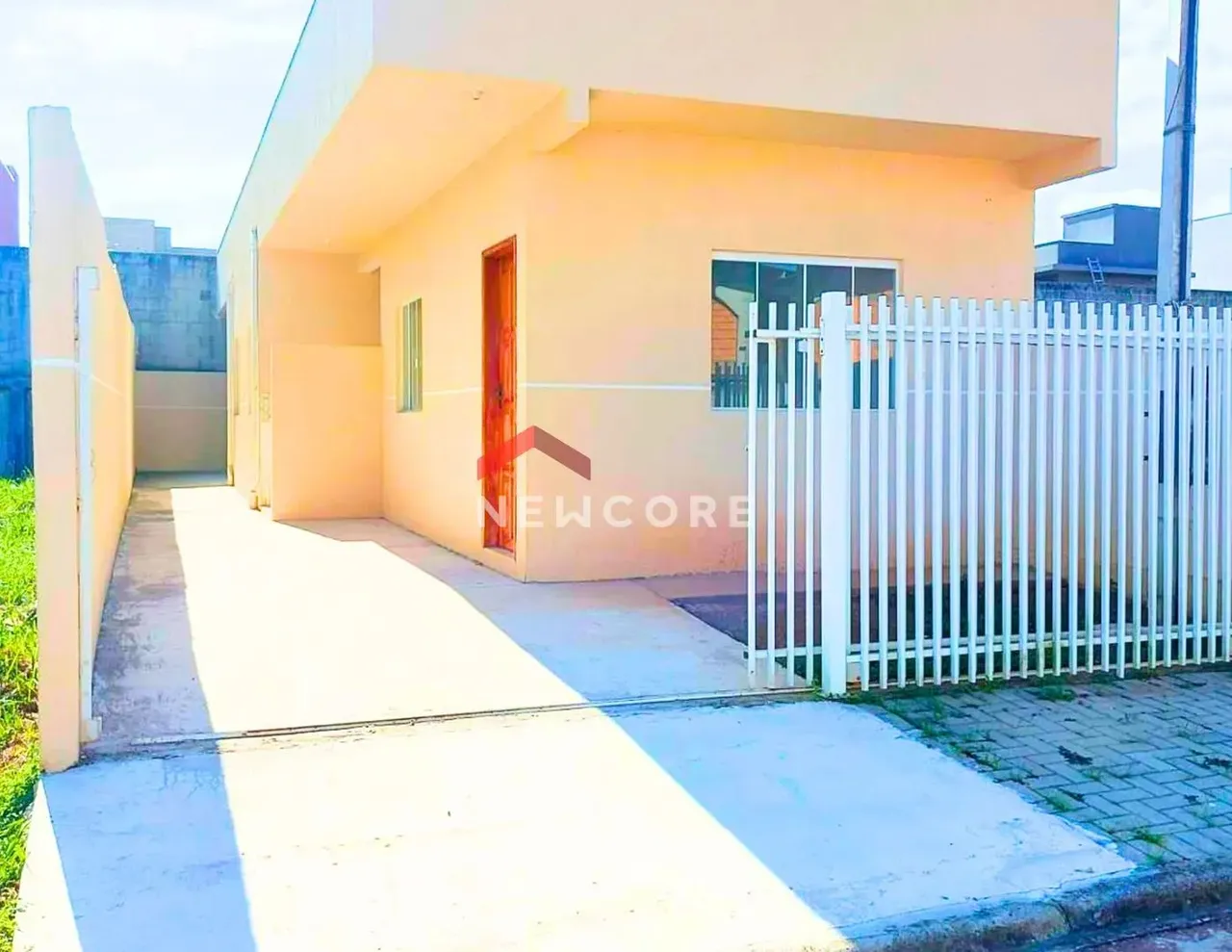 Casa de condomínio em Rua Yoshiaki Nagano - Capela Velha - Araucária/PR
