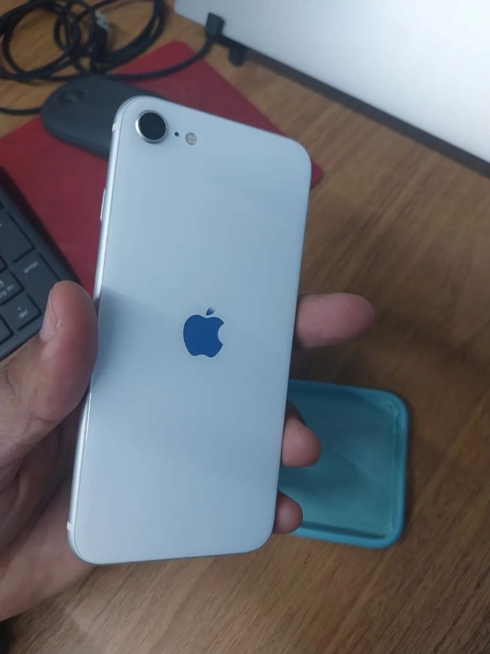 iPhone SE 3 geração, troco em console ps4/series s