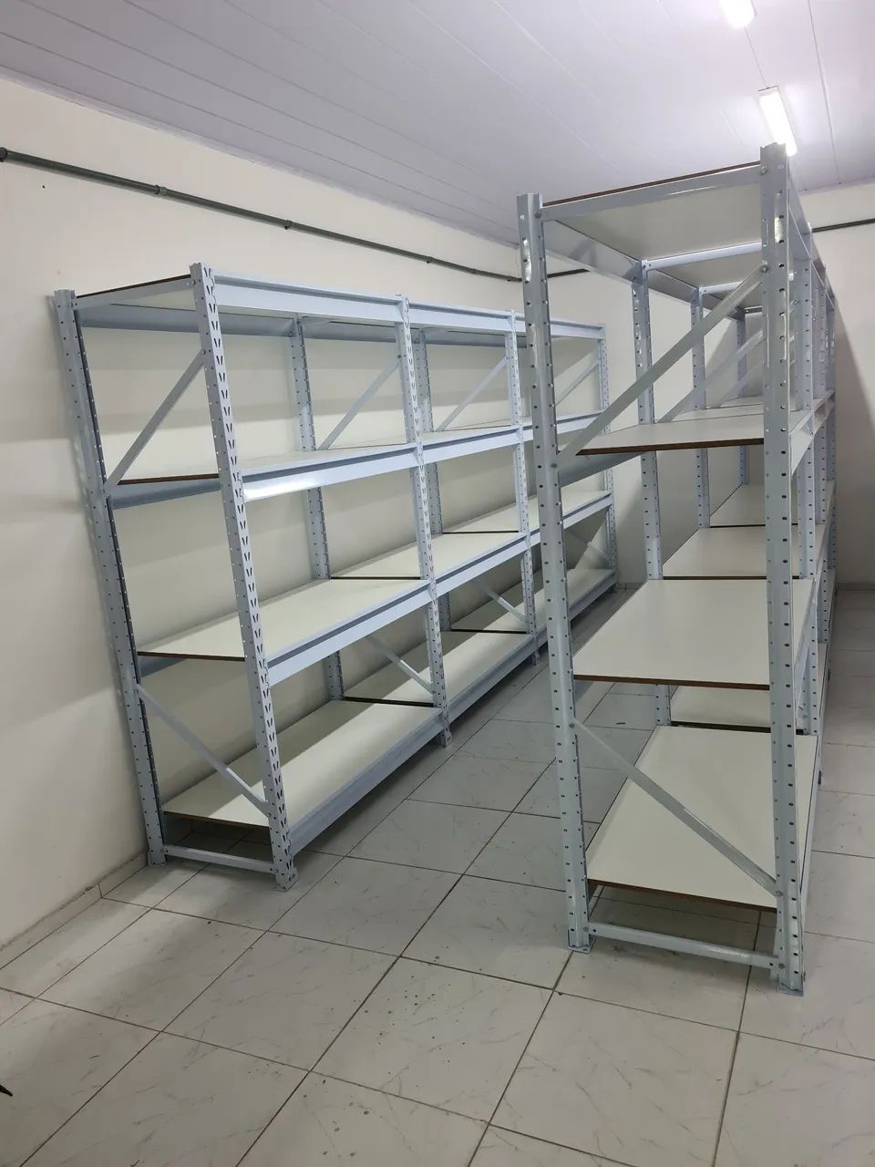 Prateleiras de aço reforçadas para comércio - Foto 2