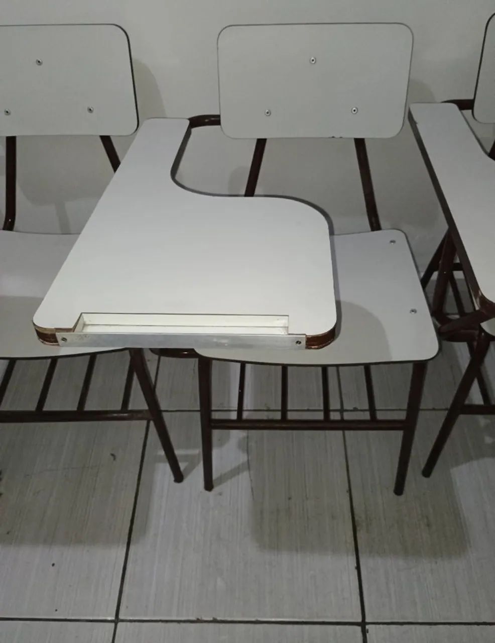 Cadeira Universitária Escolar com prancheta  - Foto 2
