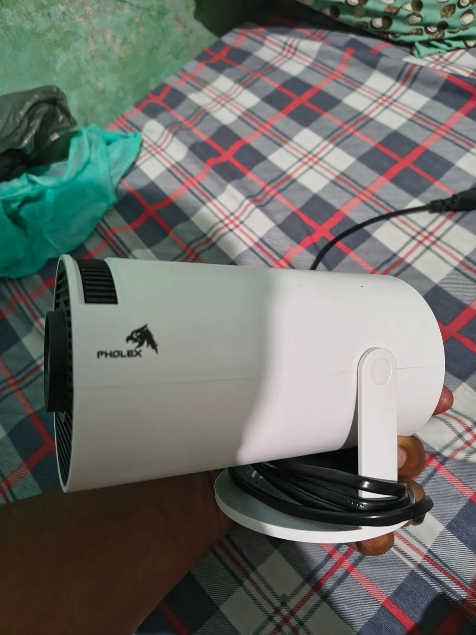 Projector64595627574785121