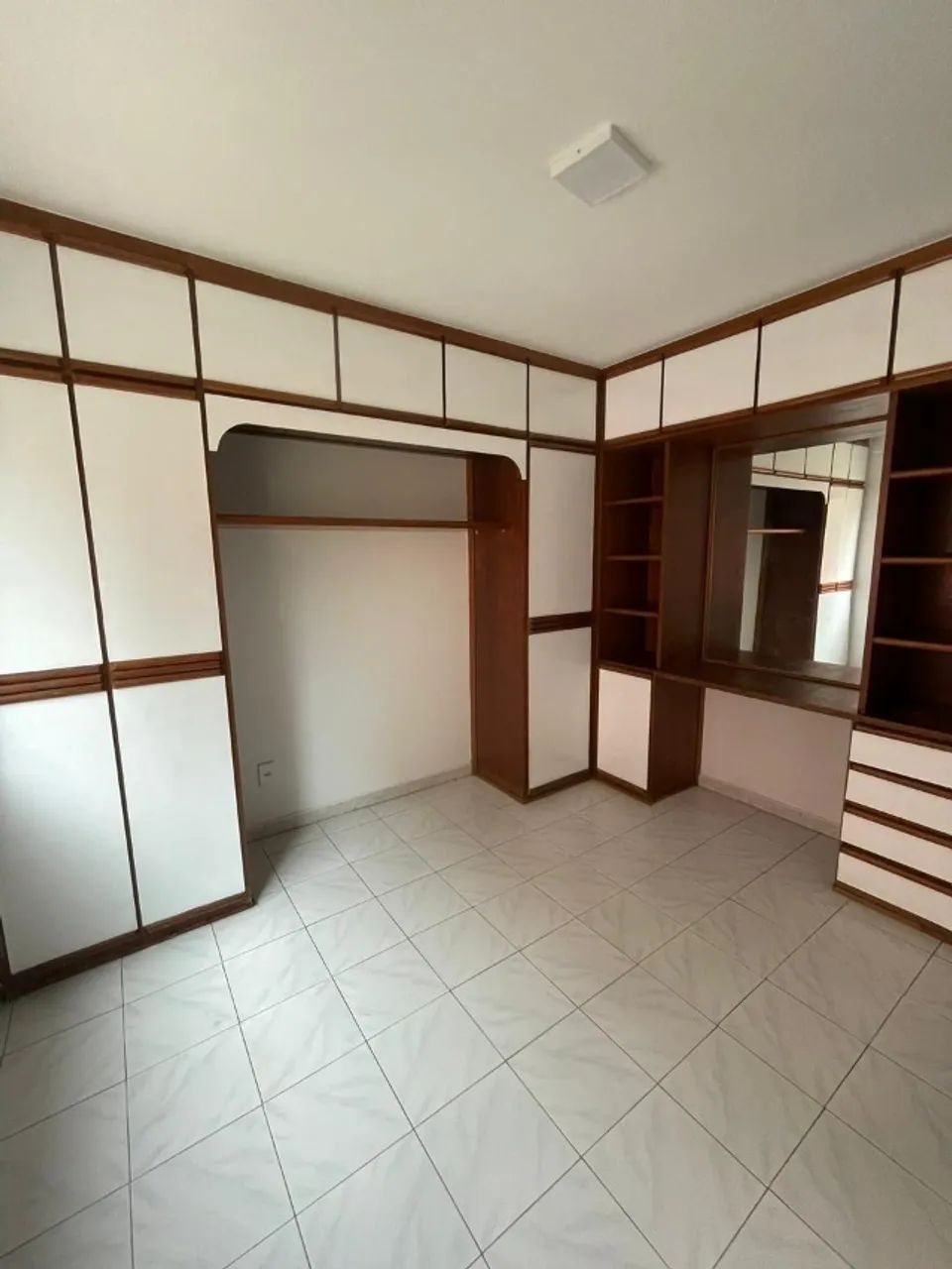 Alugo 1/4 revertido para 2 no Costa Azul - Foto 3