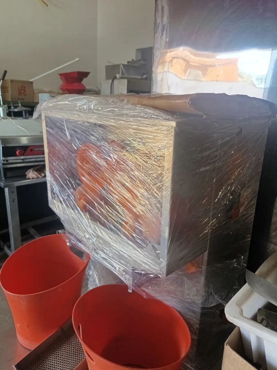 Espremedor de laranja profissional - Foto 2