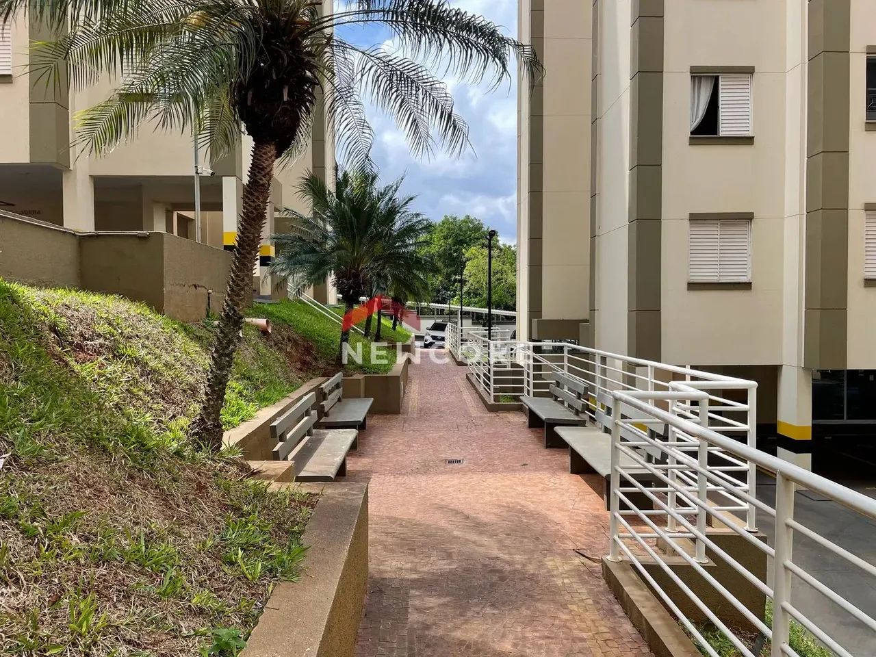 Apartamento em Rua Yolanda da Silva Gamba - Jardim Samburá - Bauru/SP