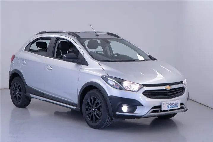 Chevrolet Onix Activ 1.4 Automático !  