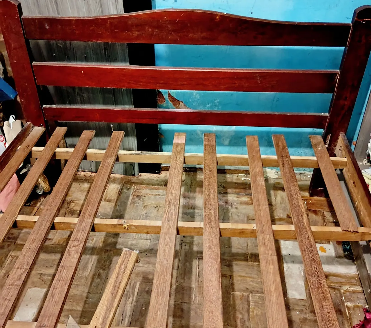Cama de Casal de Madeira com Colchão