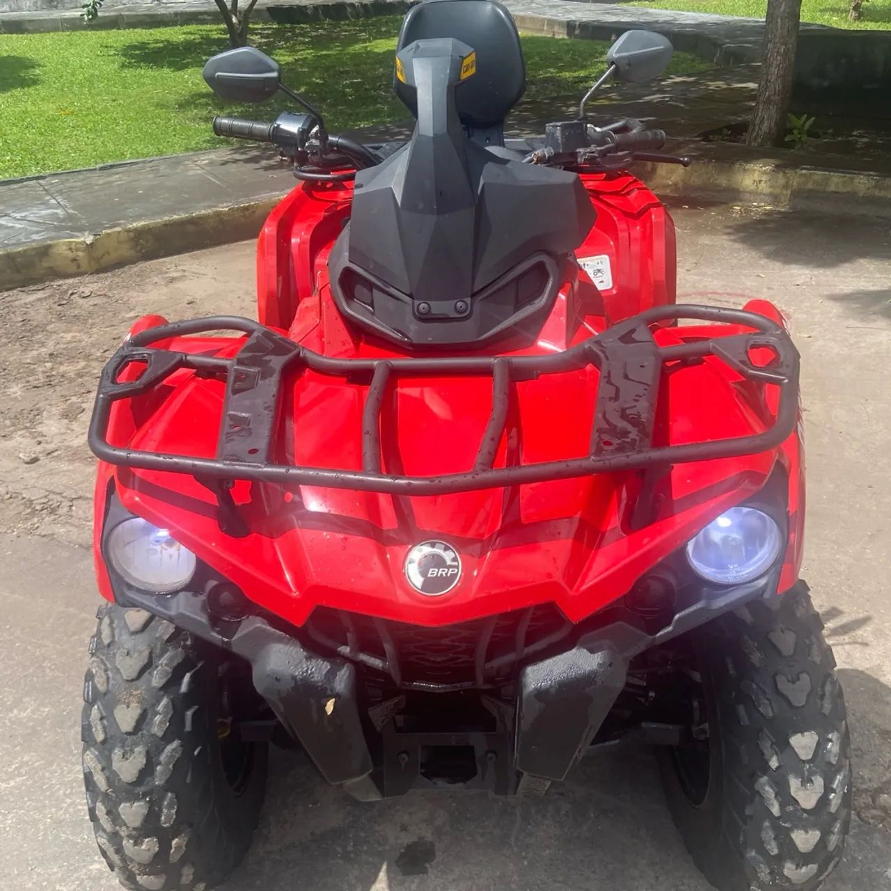Quadriciclo outlander can am 