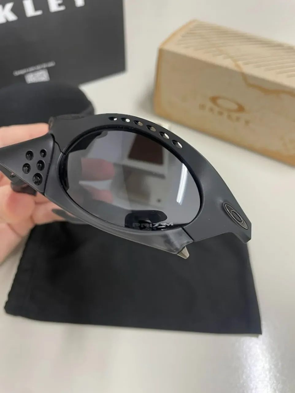 Óculos de Sol Oakley Plantaris - Black Matte - Foto 5