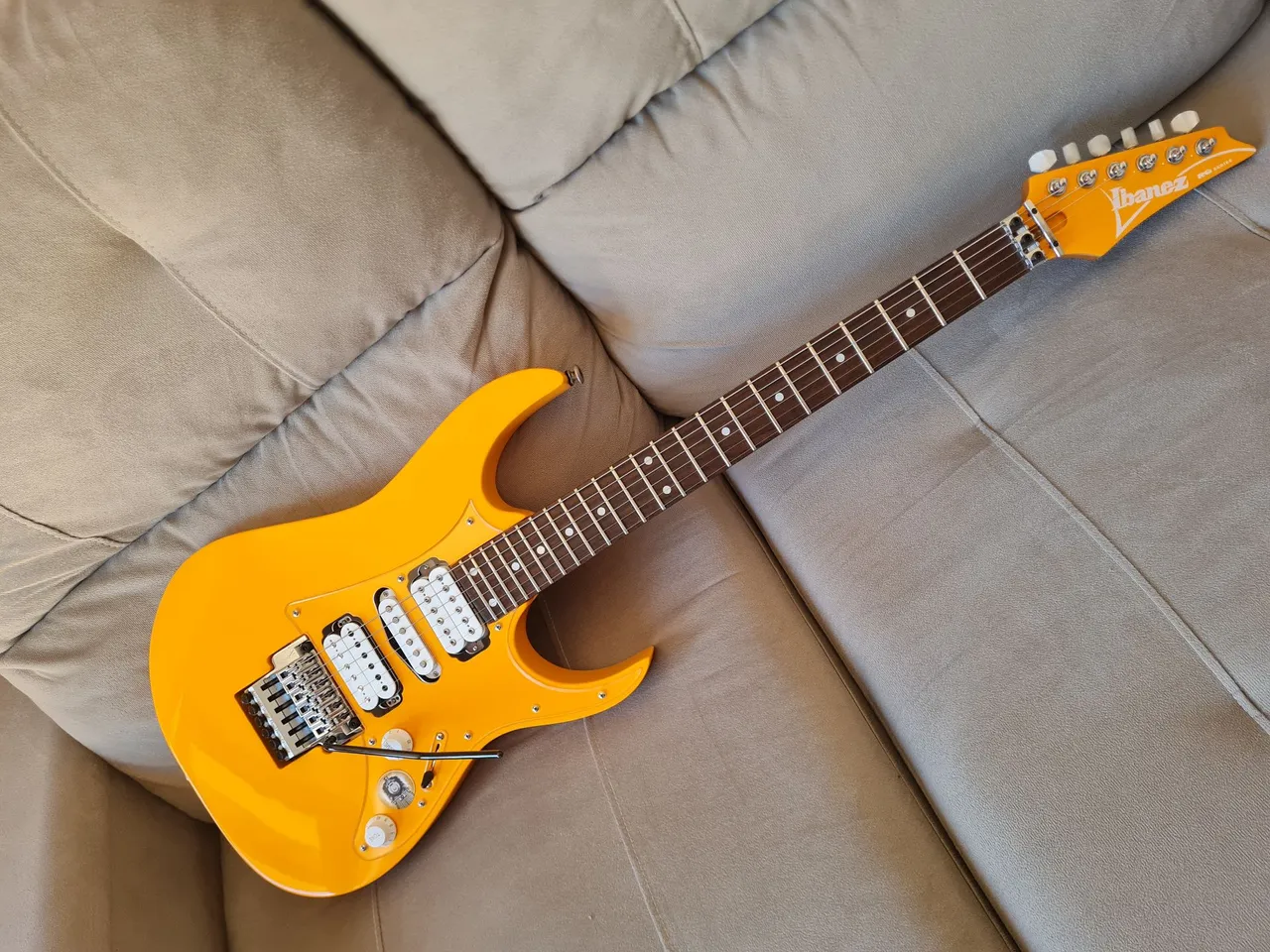 [キー]「極美品」Ibanez RG2520ZE Prestige ギター Guitarra Ibanez Prestige RGT220Z Japonesa - Instrumentos musicais