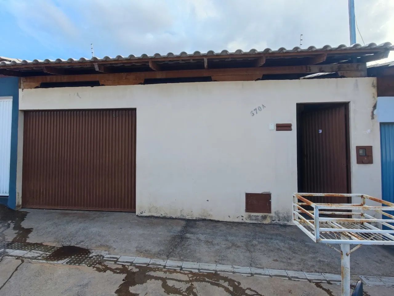 Casa para Alugar em Guarujá com 90m², 3 Quarto(s) , 1 Suíte , 1 Vaga(s). - Foto 2