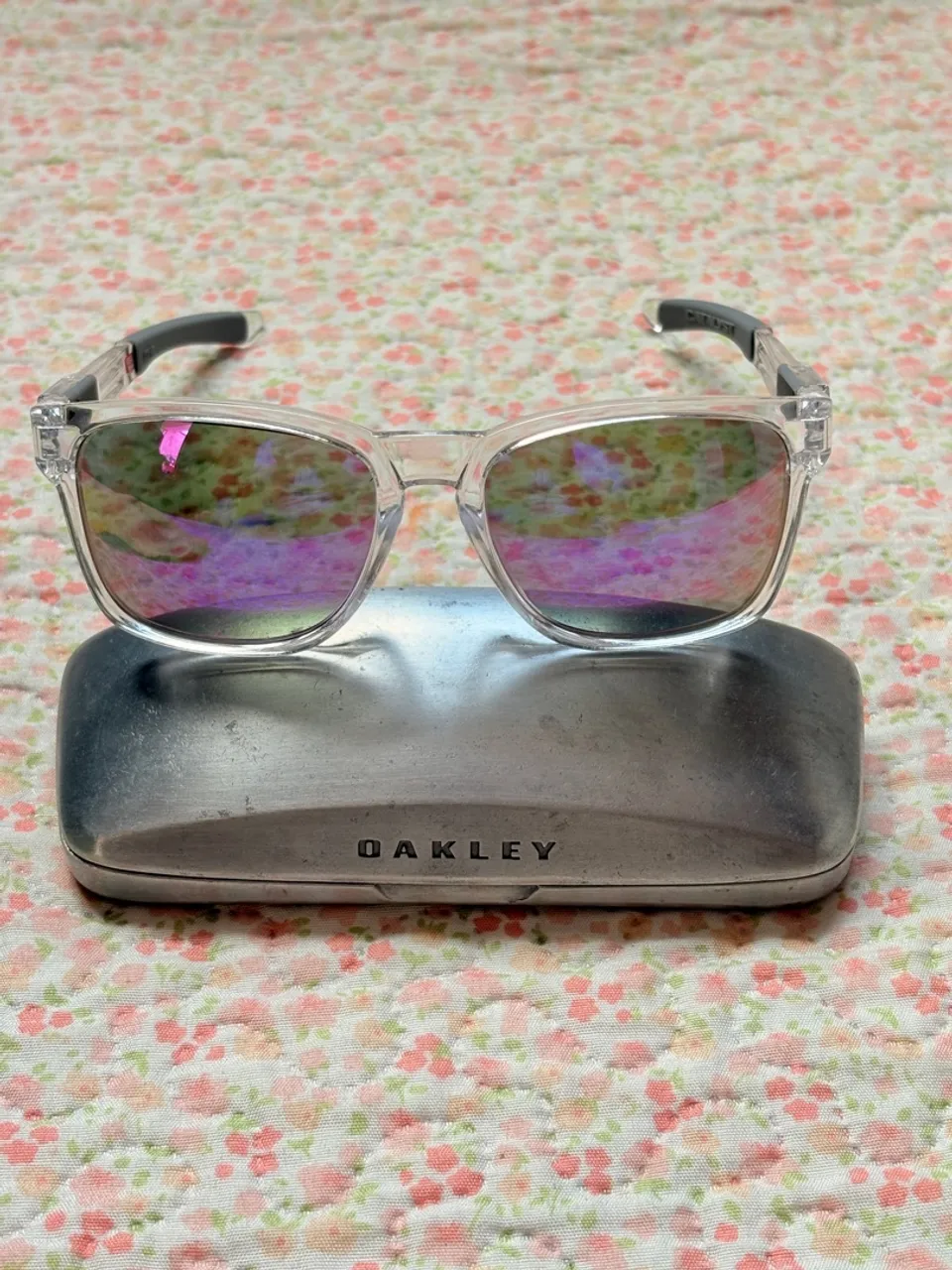 Óculos de Sol Oakley catalyst - Estiloso e Original