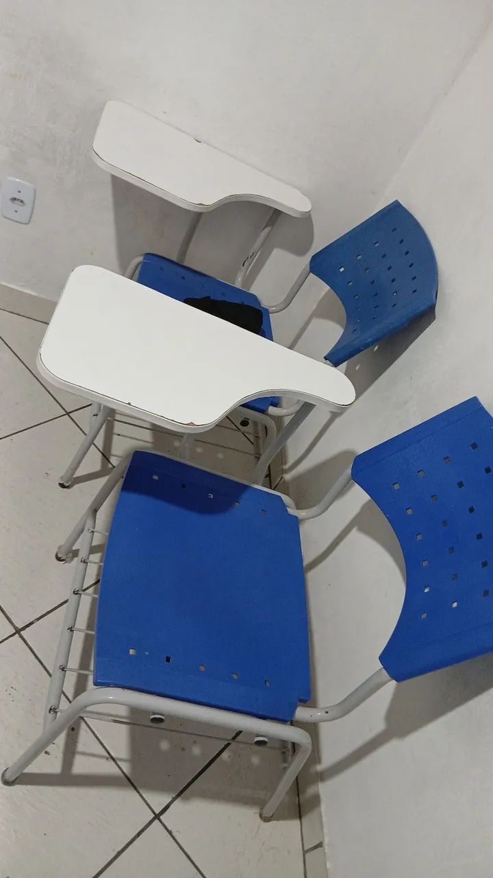 Cadeiras escolares 