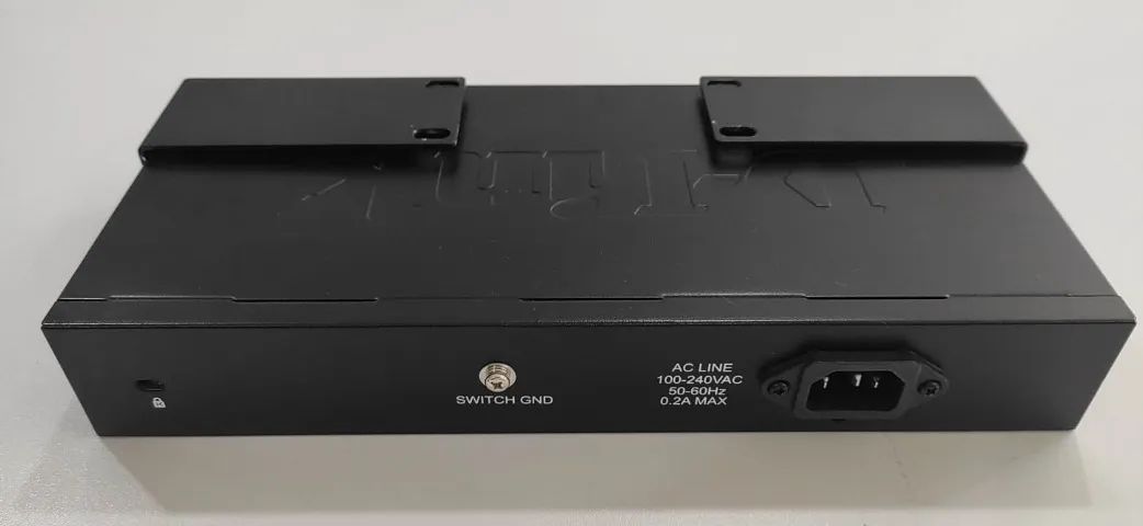 Switch Gigabit 16 portas D-Link DGS-1016D - Foto 2