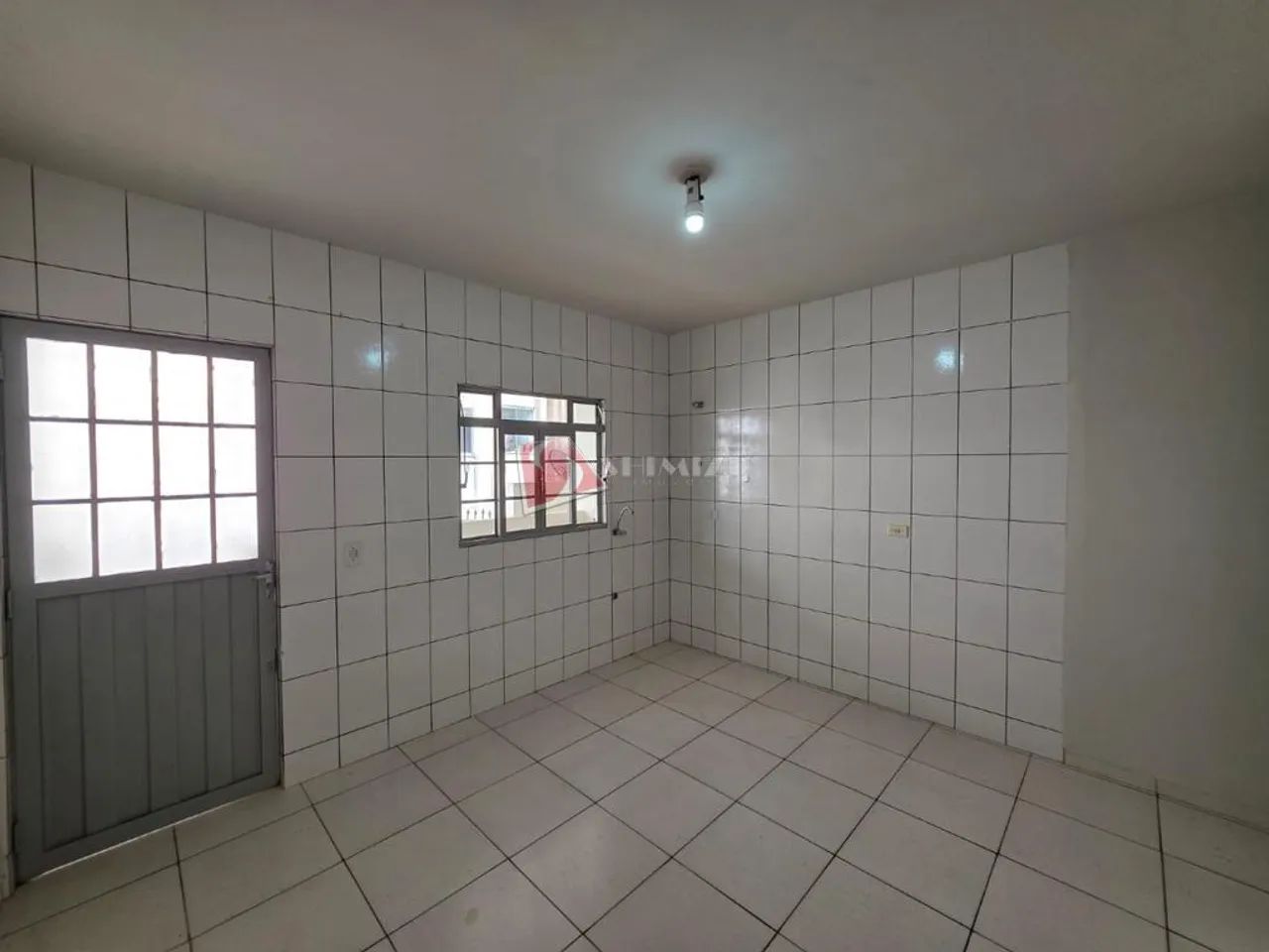 Sobreloja para alugar em Maringá, Zona 07, com 1 quarto, com 40 m² - Foto 5