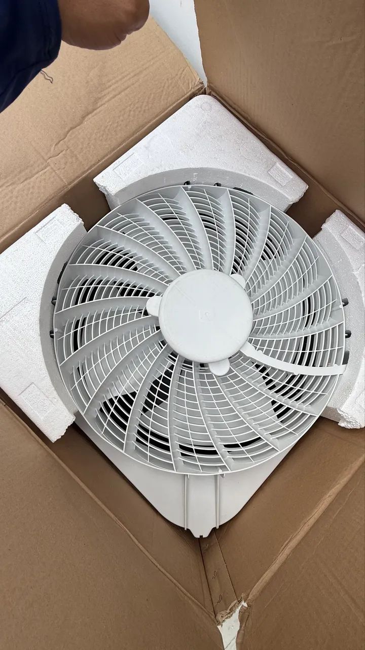 Ar condicionado piso teto  Carrier 36mil btus 220v convencional  - Foto 3