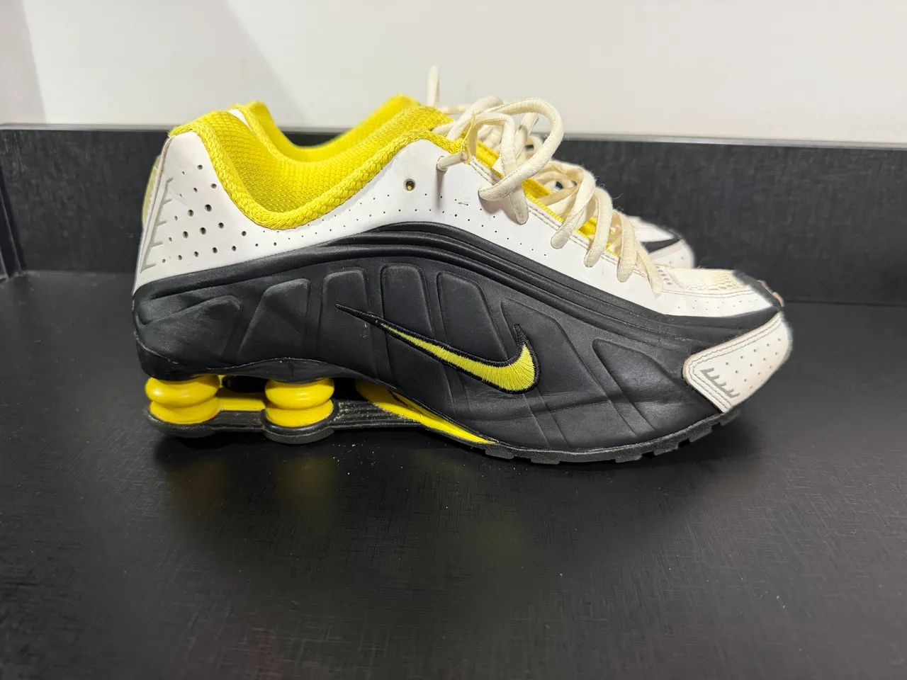 Tênis Nike shox R4 - Foto 4