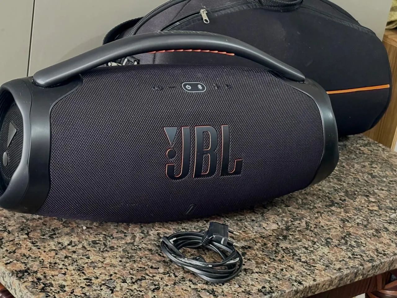 jbl boombox 3 impecável com bolsa   - Foto 2