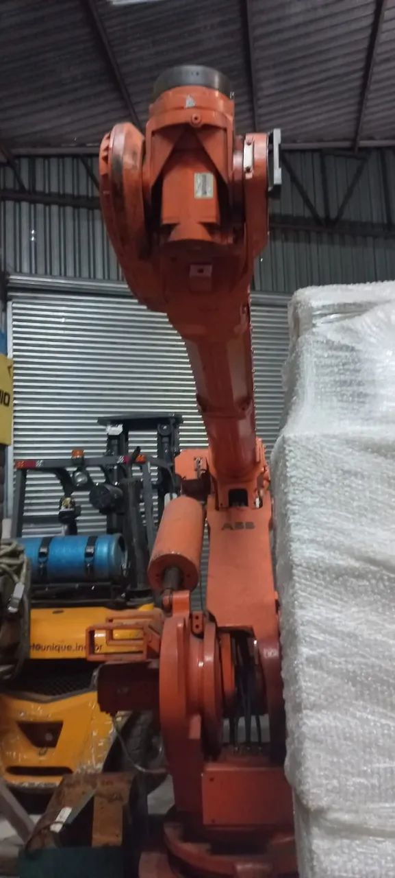 ROBO ABB - Foto 2