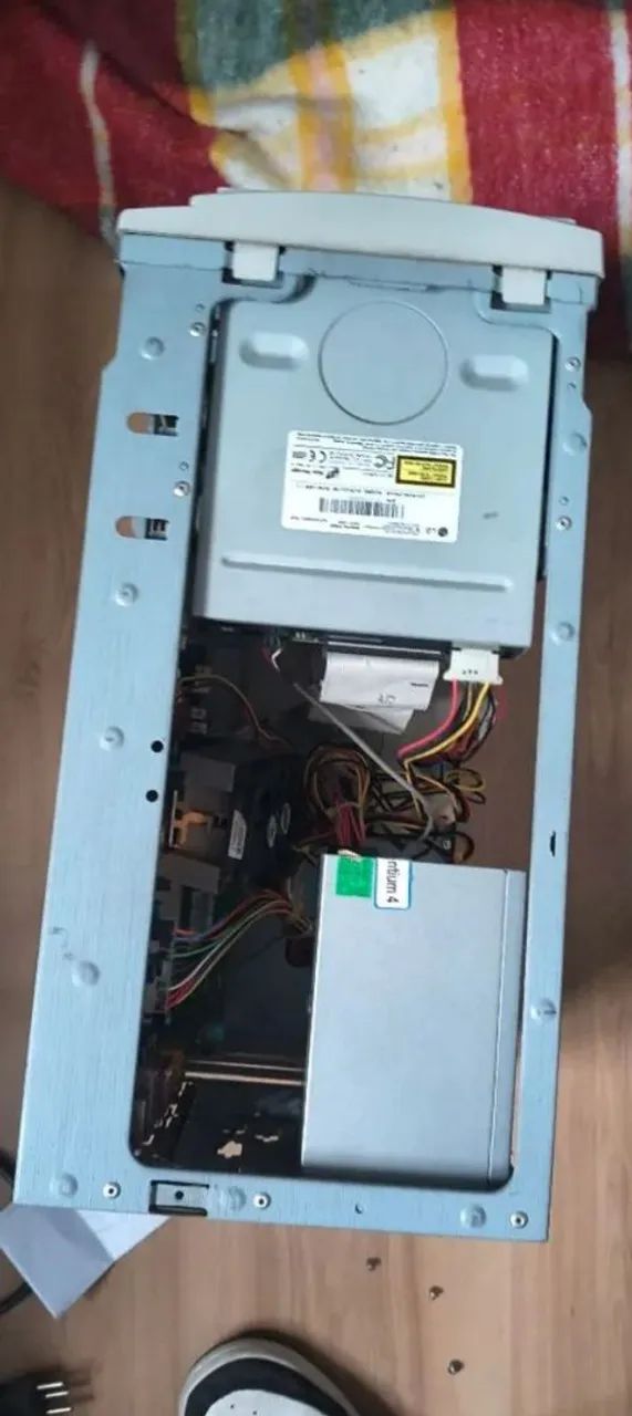 Ganinete + hardware  - Foto 2