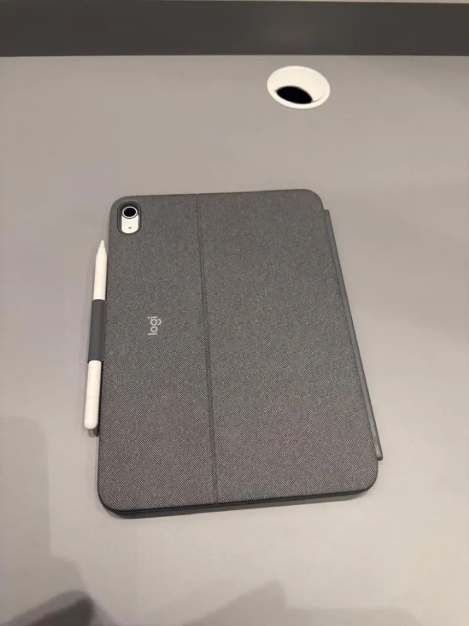 iPad 10a geração + Apple Pencil + Teclado Logitech (combo completo) - Foto 5