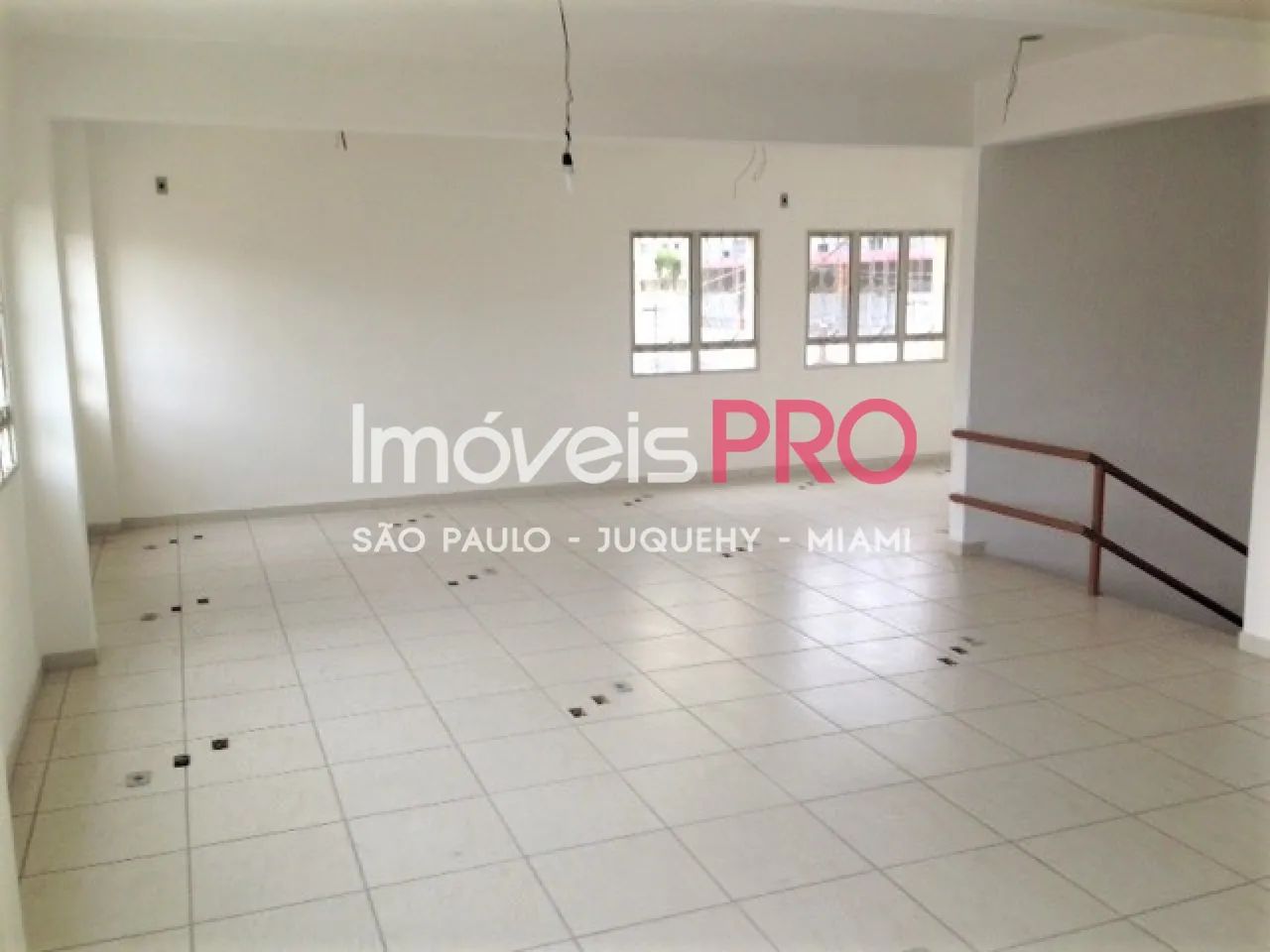 Prédio Comercial 956m² na Rua Padre Machado. - Foto 4