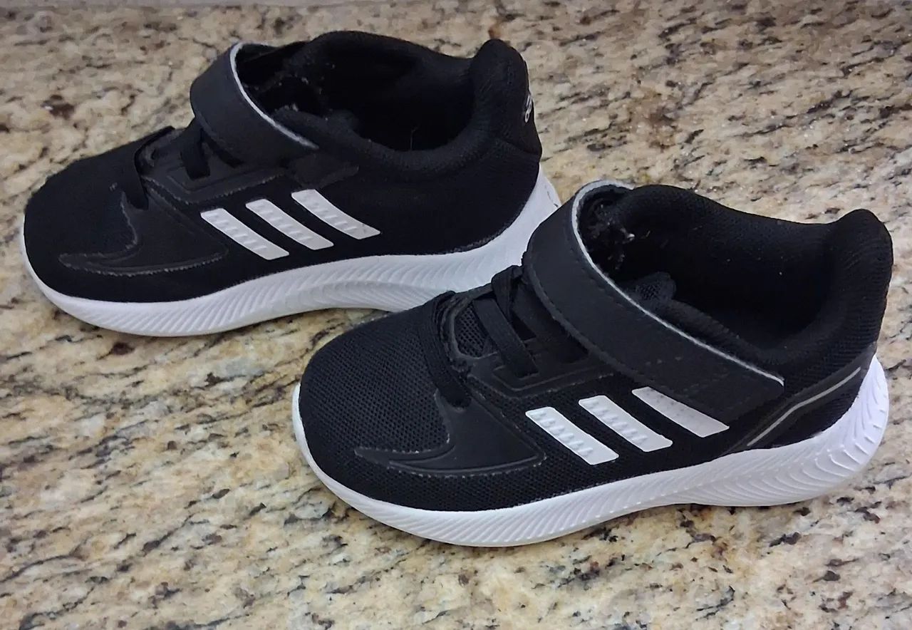 VENDO TÊNIS ADIDAS ORIGINAL