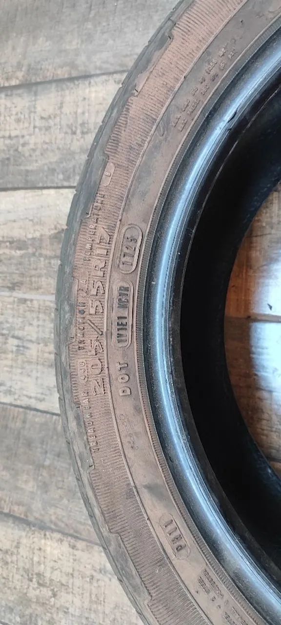 Pneus Goodyear e estepe  - Foto 2