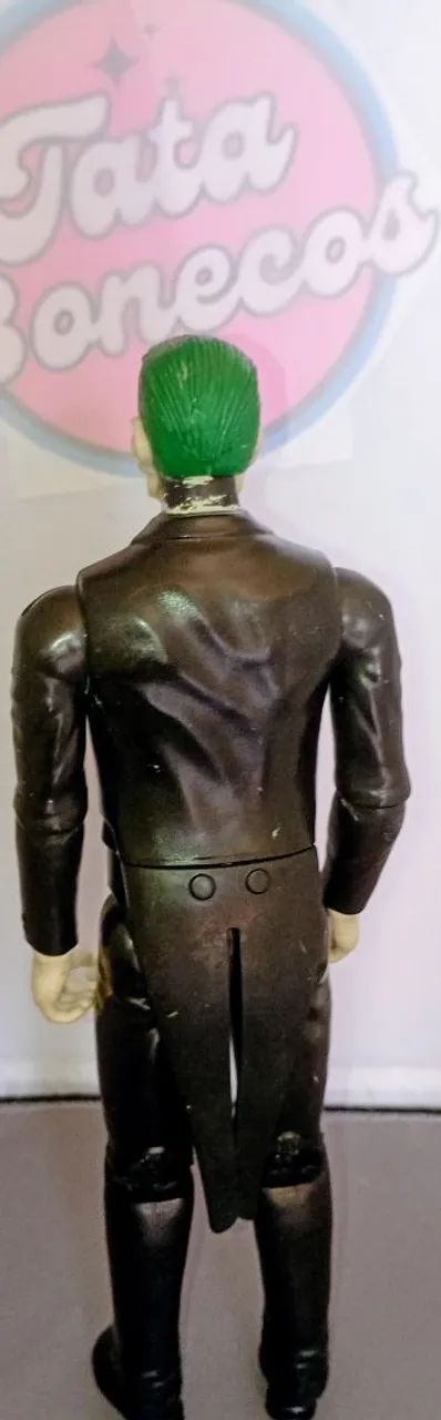 Boneco coringa traje preto 30 cm Hasbro usado bom estado  - Foto 3