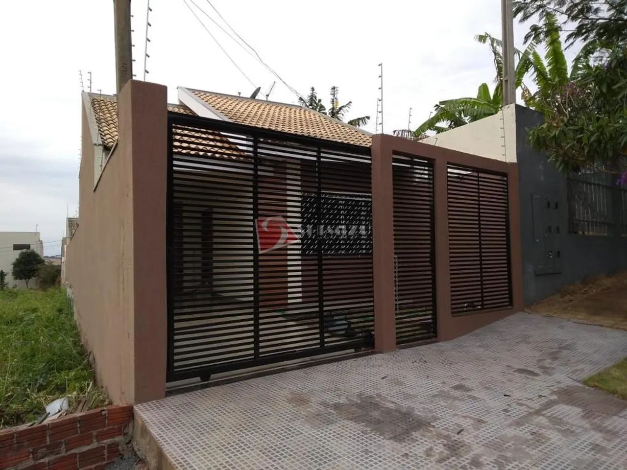 Casa à venda em Maringá, Loteamento Sumaré, com 3 quartos, com 125 m²