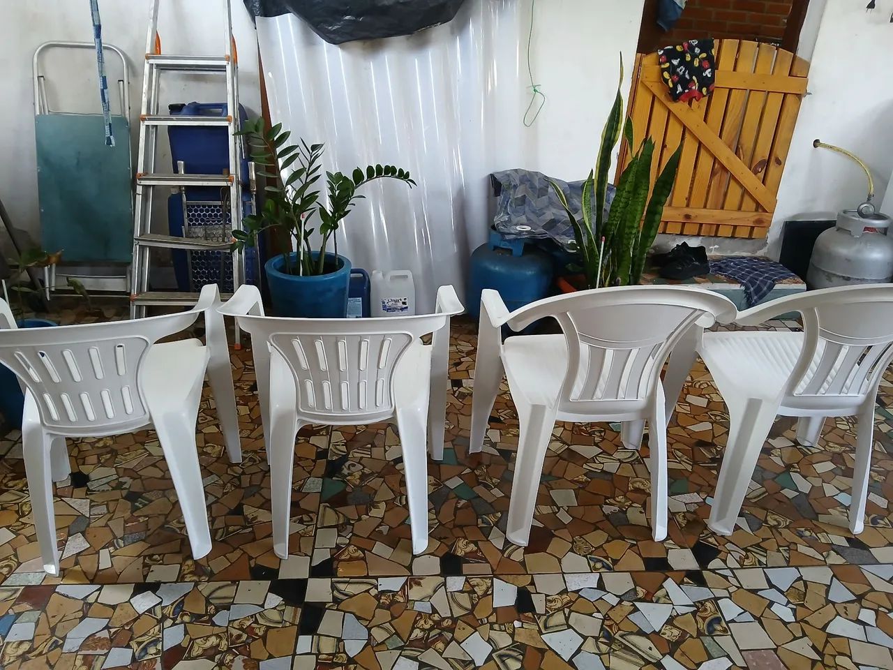 Cadeira plastica TRAMONTINA  - Foto 3