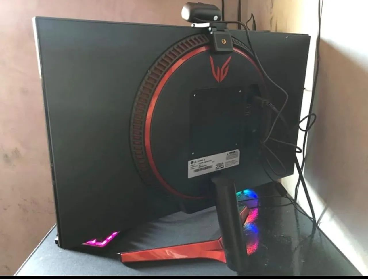 Monitor Gamer LG UltraGear 24" IPS 144Hz 1ms  - Foto 4