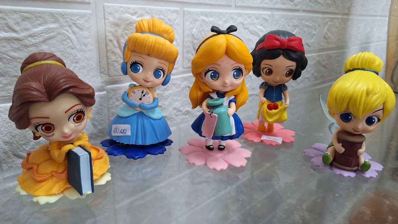 Lote com 05 princesas disney 