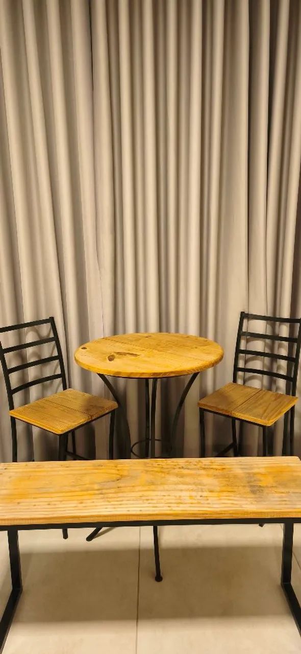 Conjunto de mesa e cadeiras  - Foto 4
